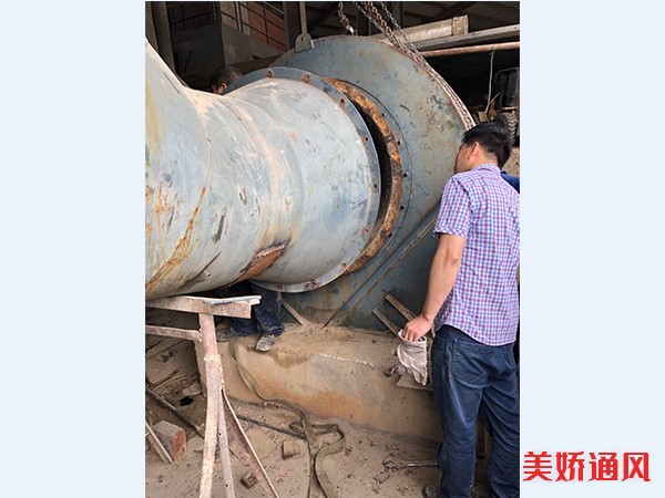 長沙大型混凝土生產單位除塵配套引風機維修站